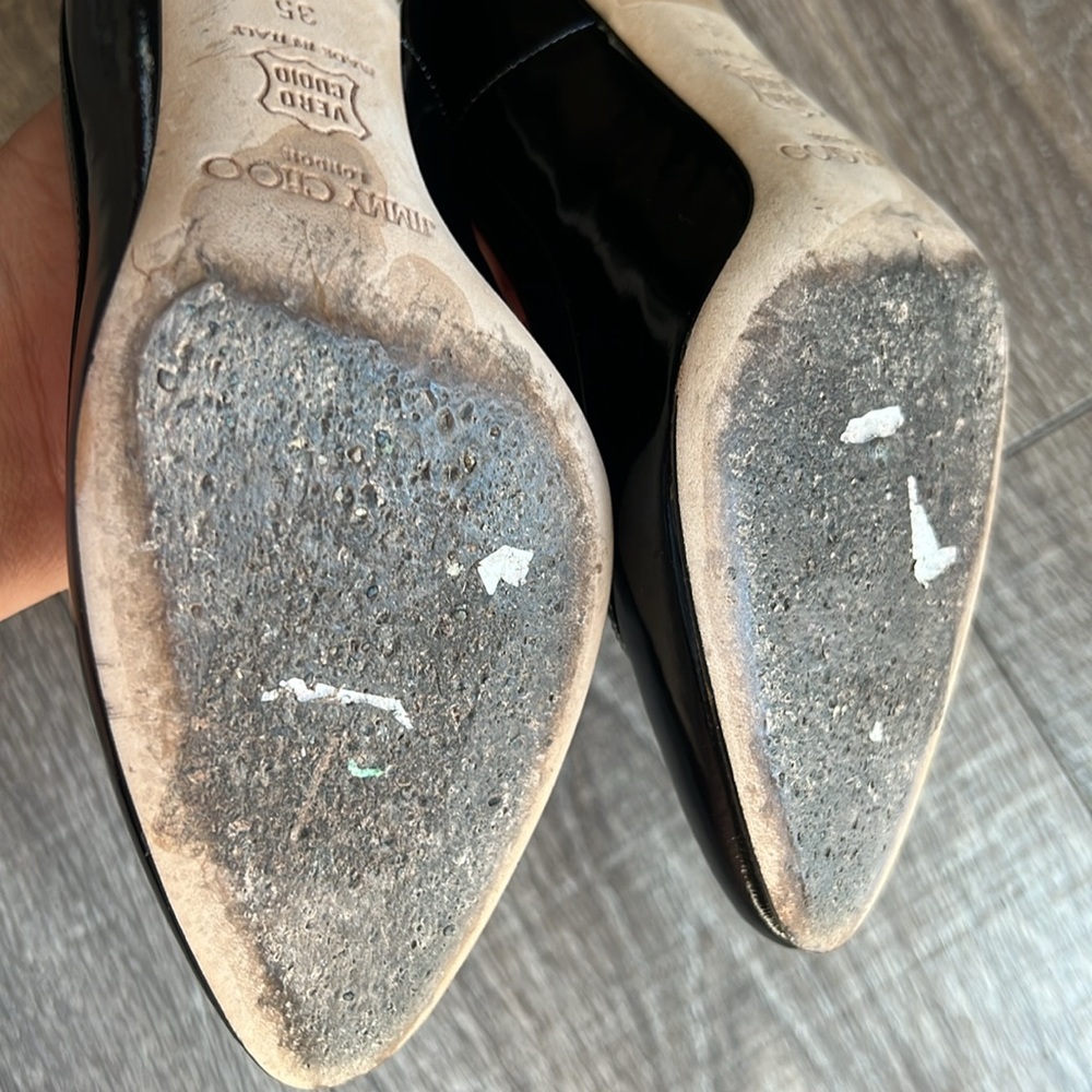 JIMMY CHOO London Black Leather Pumps - Picture 7 of 9